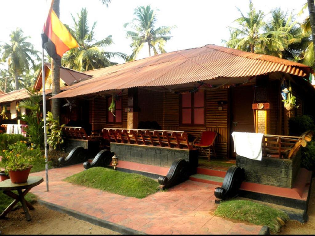 Kerala Bamboo House Varkala Exterior photo