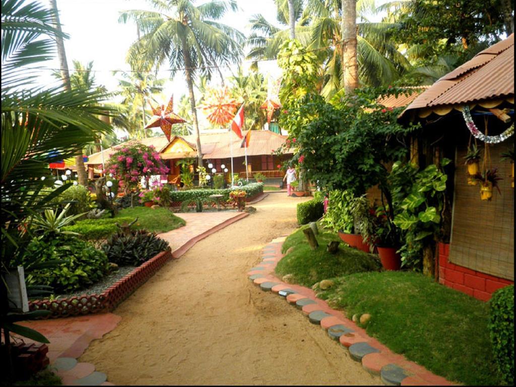 Kerala Bamboo House Varkala Exterior photo