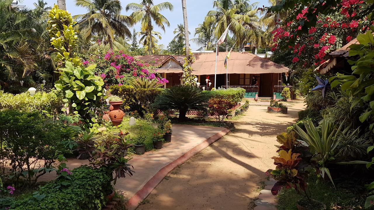 Kerala Bamboo House Varkala Exterior photo