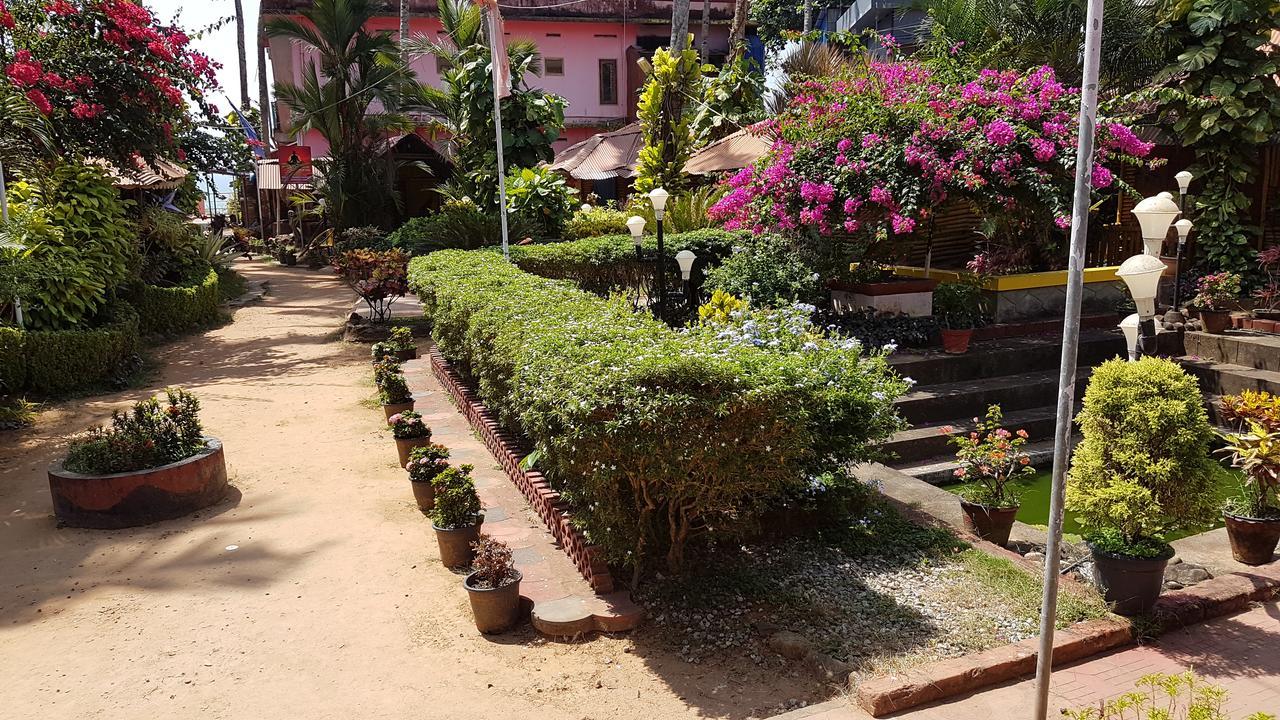 Kerala Bamboo House Varkala Exterior photo