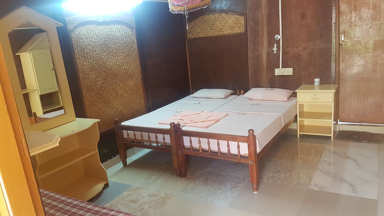 Kerala Bamboo House Varkala Exterior photo