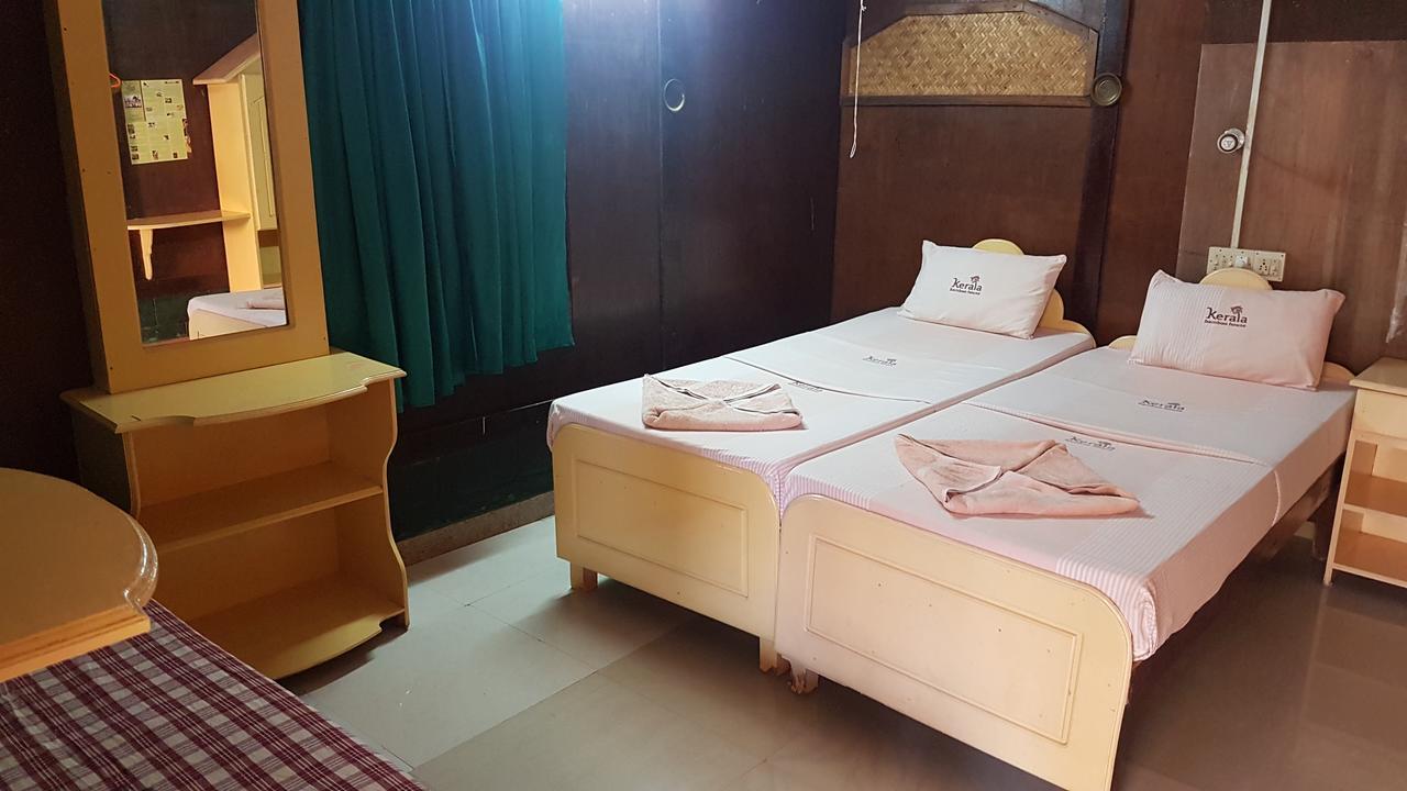 Kerala Bamboo House Varkala Exterior photo